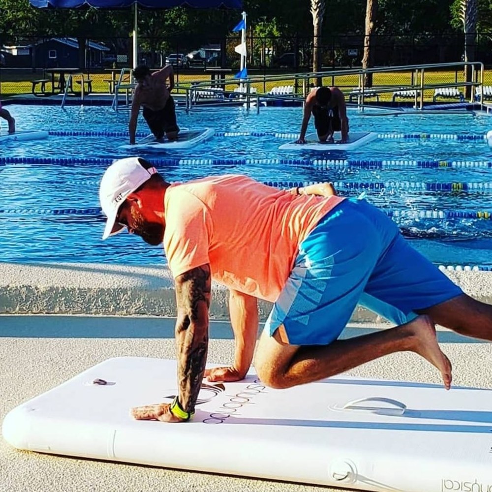 Meet your Posher, Cameron